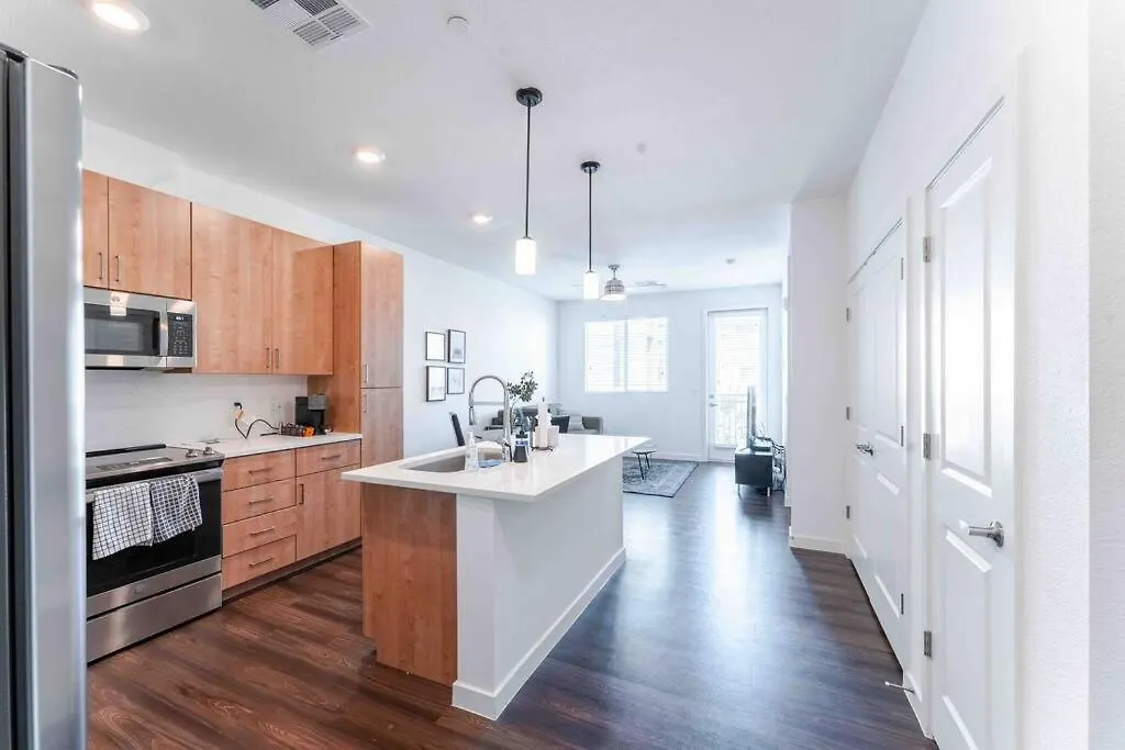 Gateway To Old Town Scottsdale King 1 Bedroom With Balcony