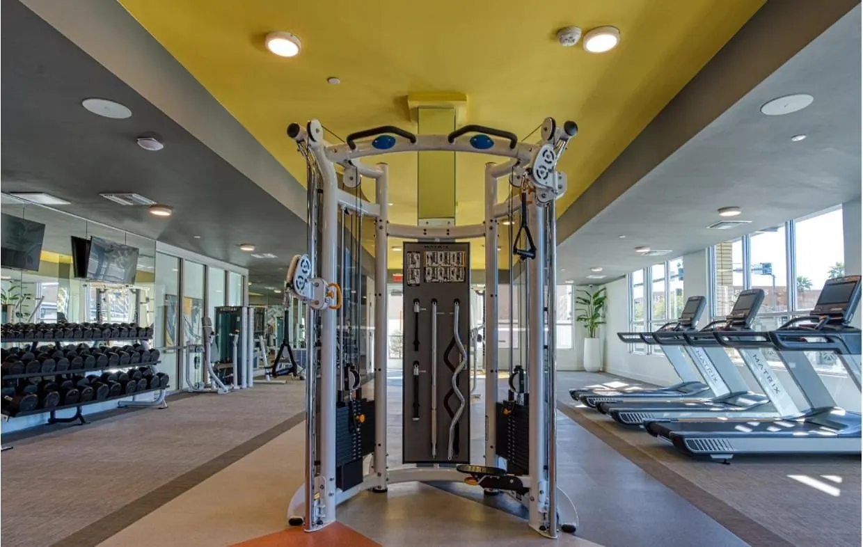 Gateway To Old Town Scottsdale King 1 Bedroom With Balcony Apartment