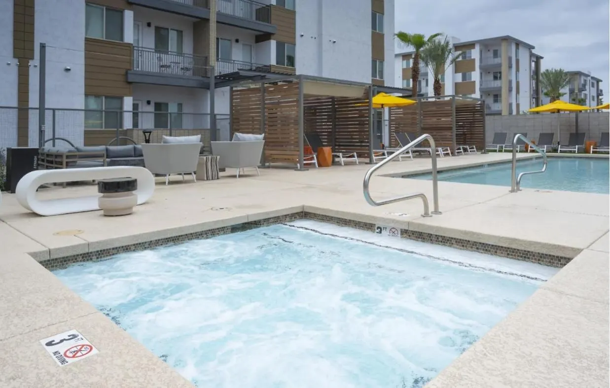 Gateway To Old Town Scottsdale King 1 Bedroom With Balcony 0*,